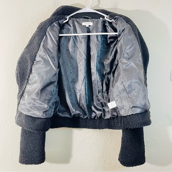 Max Studio Faux Fur Shearling Moto Jacket Women Size Medium Black Cozy Stylish - Picture 7 of 11
